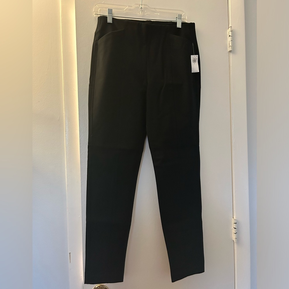 NWT! Old Navy high waist pull in pixie skinny pants with comfort waist band